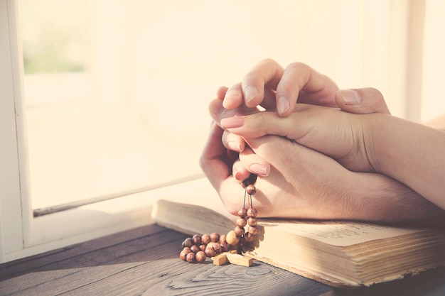 El poder de la Oración a Santa Gracia: una guía espiritual para conectarte con la gracia divina